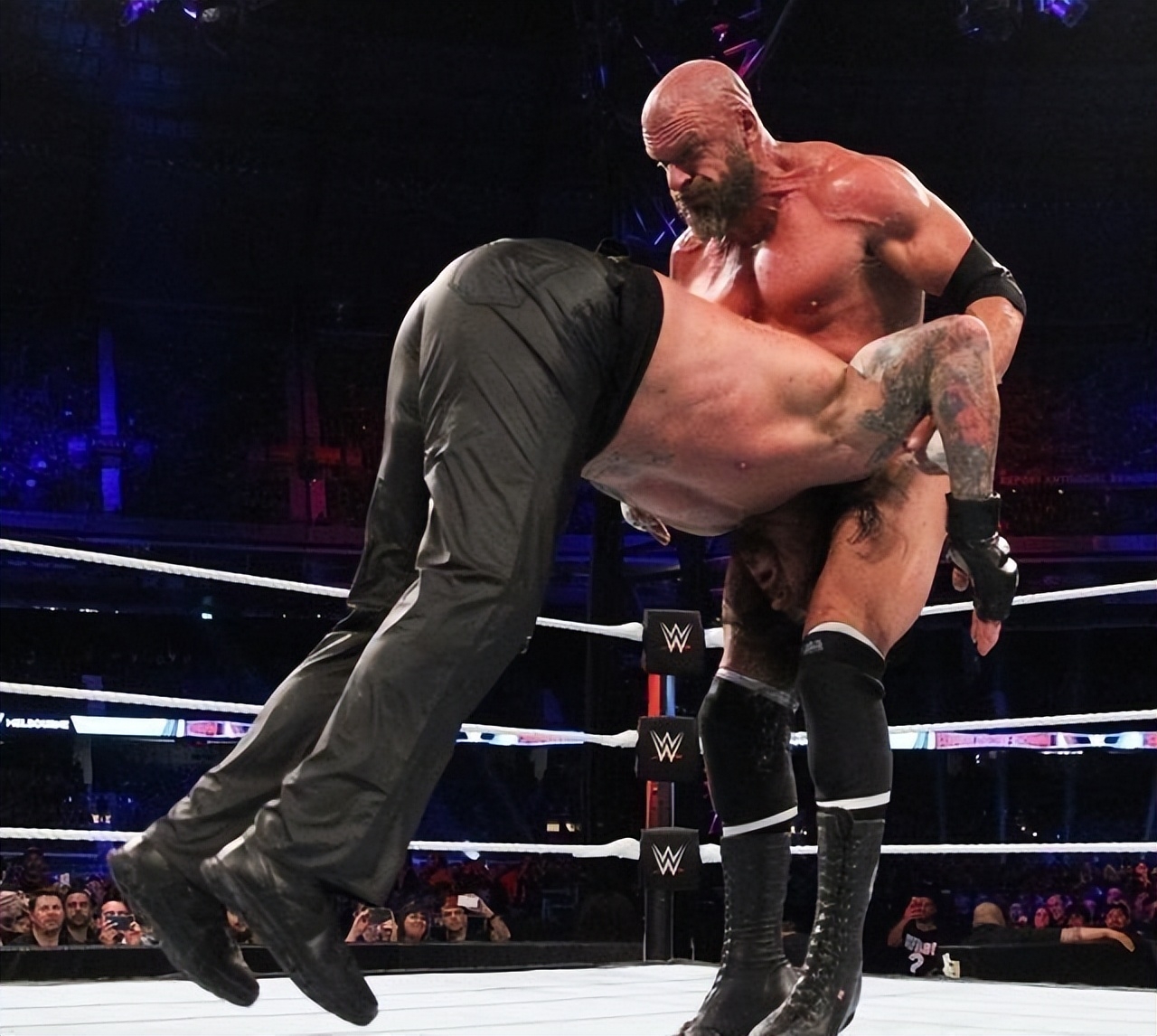 wwe是什么比賽,比賽規(guī)則,wwe怎么那么殘忍