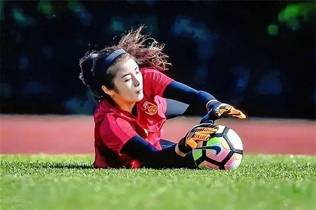 女足守門員趙麗娜個人簡介
