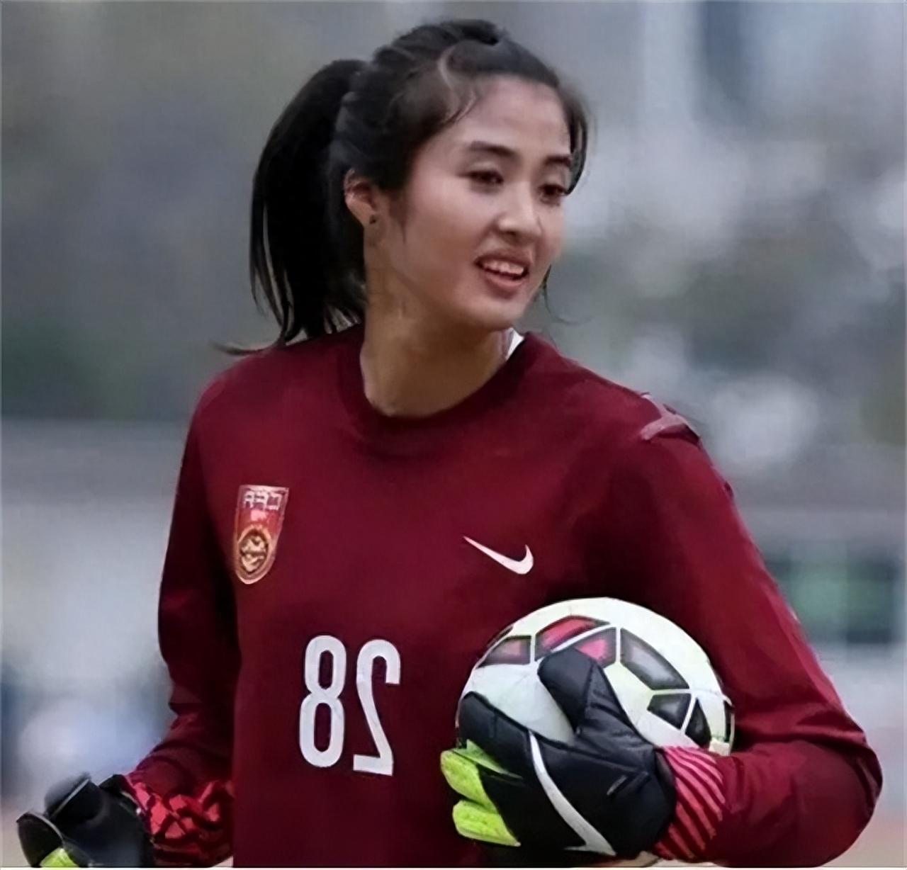 女足守門員趙麗娜個人簡介