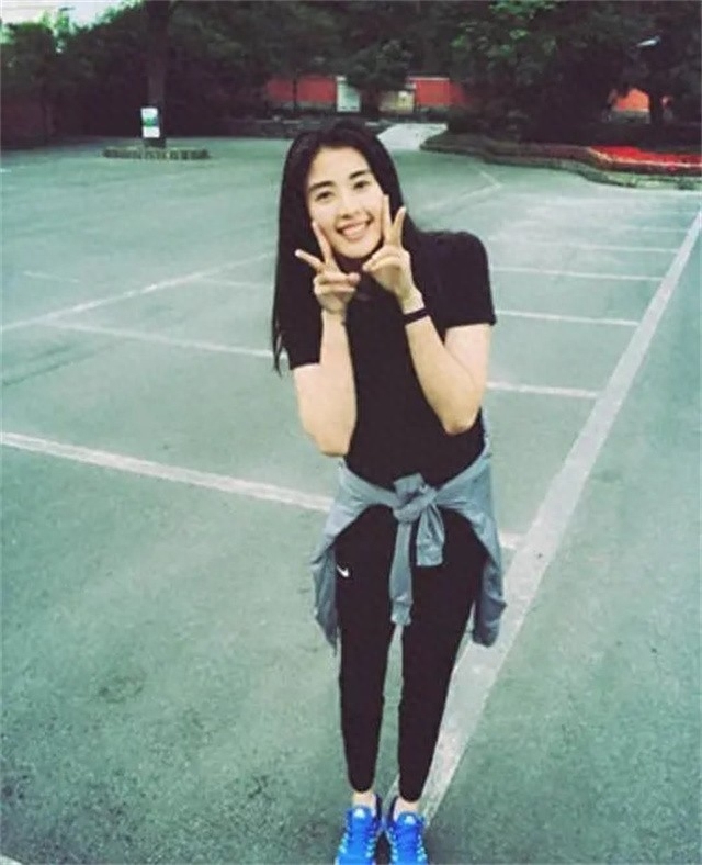 女足守門員趙麗娜個人簡介
