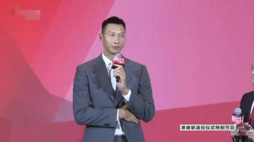  易建聯(lián)退役了嗎,,易建聯(lián)身高年齡是多少,現(xiàn)狀簡介
