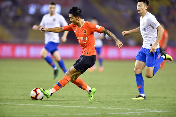 中超官方：世界波兜射力克海港，蓉城球員甘超當(dāng)選第26輪最佳
