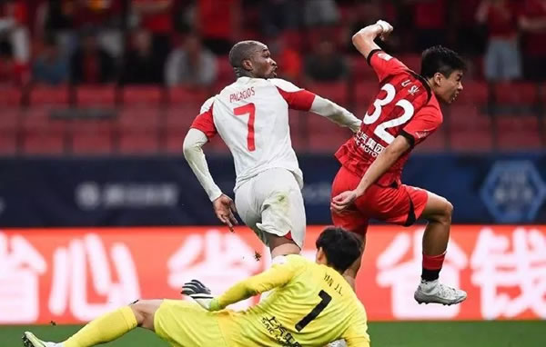 日本女排沖冠！中國女排1-3爆冷、4連敗，慘淡第8，太讓人失望了