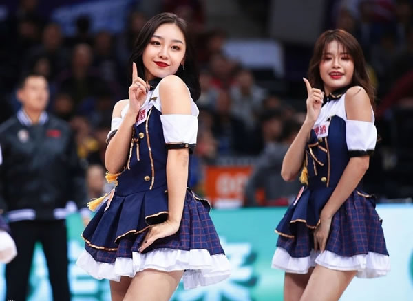 女足歐洲杯！2-1，90分鐘絕殺，意大利進四強，吉雷利無敵雙響炮