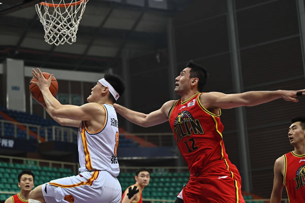CBA最新消息，北控放棄格蘭，各主帥現(xiàn)身賭城，CBA裁判執(zhí)裁NBA！